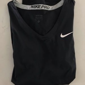 Nike pro t- shirt